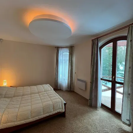 Luxury In The Pines Villa